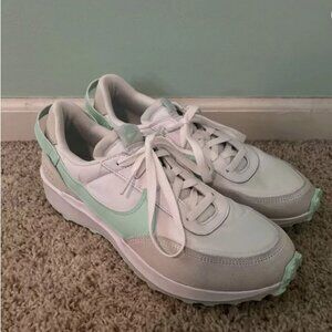 Nike Waffle Debut White/Mint Foam - Size 11